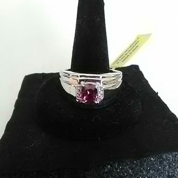 shop LC Jewelry - Tanzanian wine Garnet ring